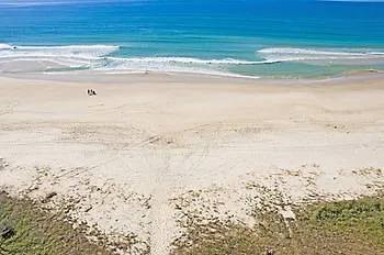 Pelican Sands Beach Resort 골드코스트