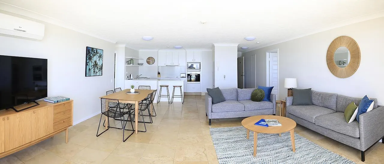 Pelican Sands Beach Resort 골드코스트