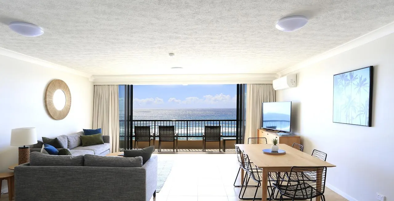 Pelican Sands Beach Resort 골드코스트