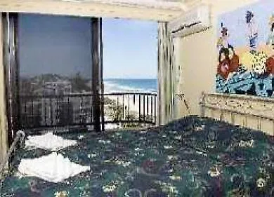 Pelican Sands Beach Resort 골드코스트 3*,